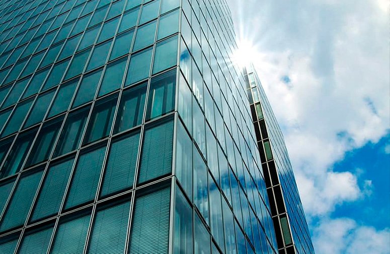 Sistema de Fachada Continua - Piel de vidrio